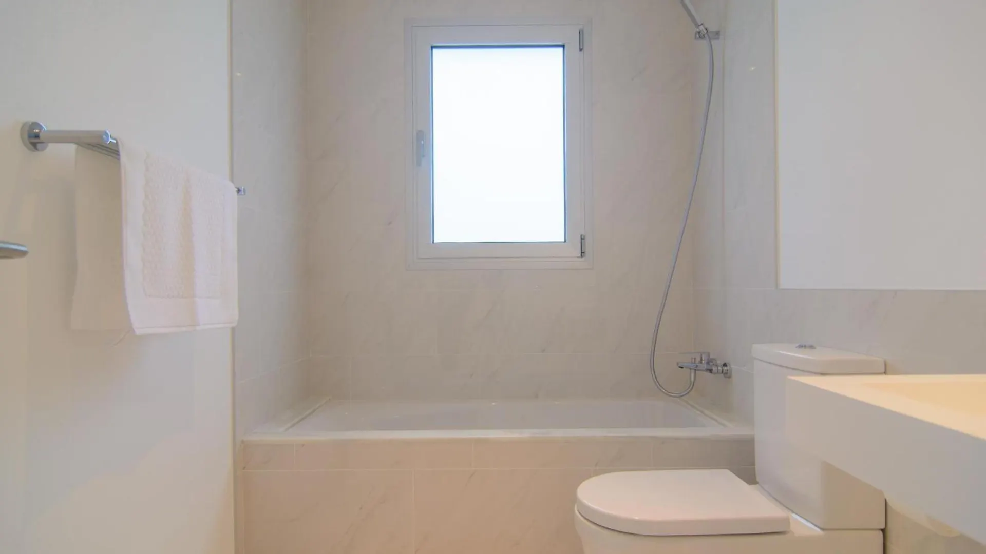 Brand New Apartment In Belaire, Pools, Garden إِستيبونا إسبانيا